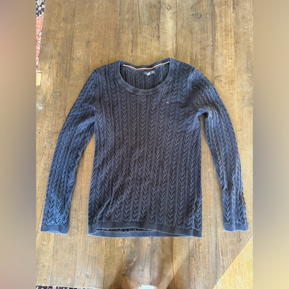 Tommy Hilfiger knit sweater